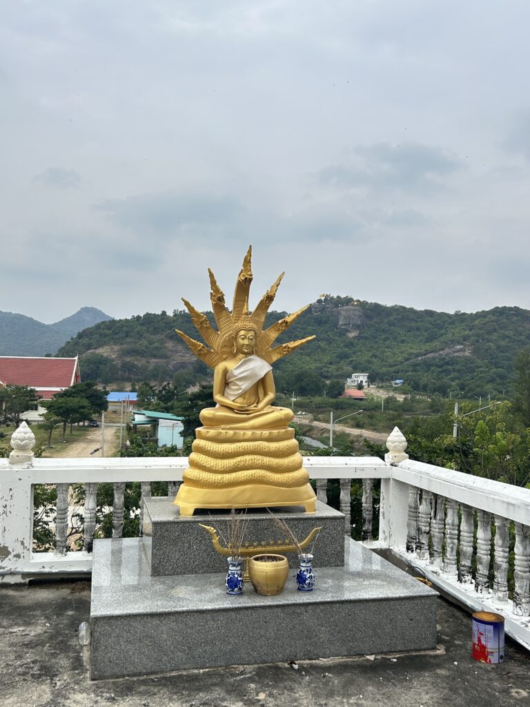 วัดเขาลั่นทม