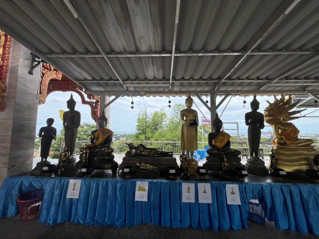 วัดเขาน้อย